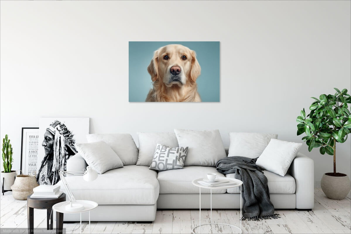 Golden Retriever Portret na Błękitnym Tle – Nowoczesny Obraz Psa do Dekoracji Wnętrz